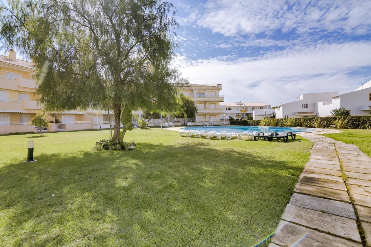 Amazing 1 Bedroom Apartment Near Marina Vilamoura Eksteriør billede